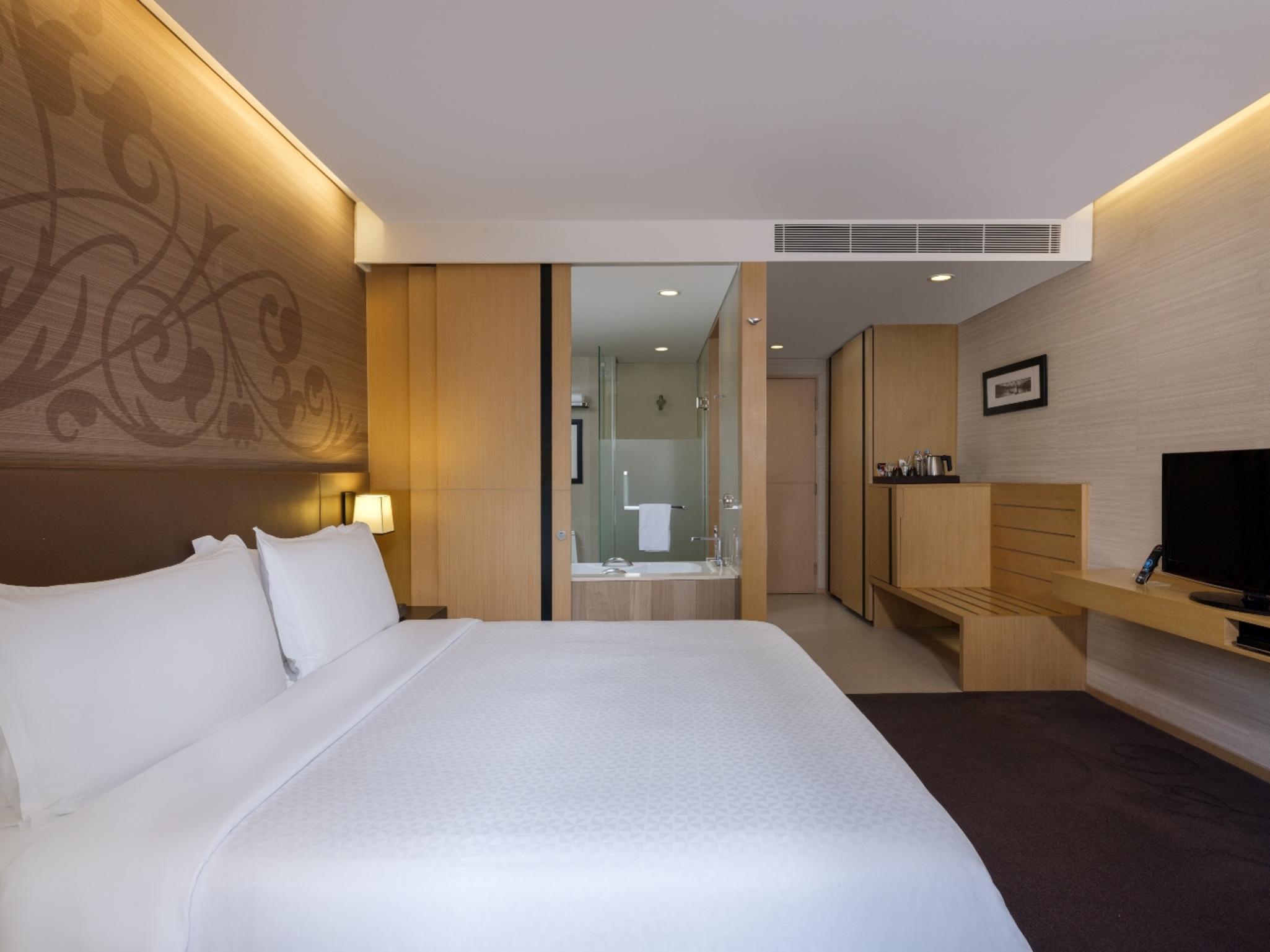 Four Points By Sheraton Bangkok, Sukhumvit 15 Екстериор снимка