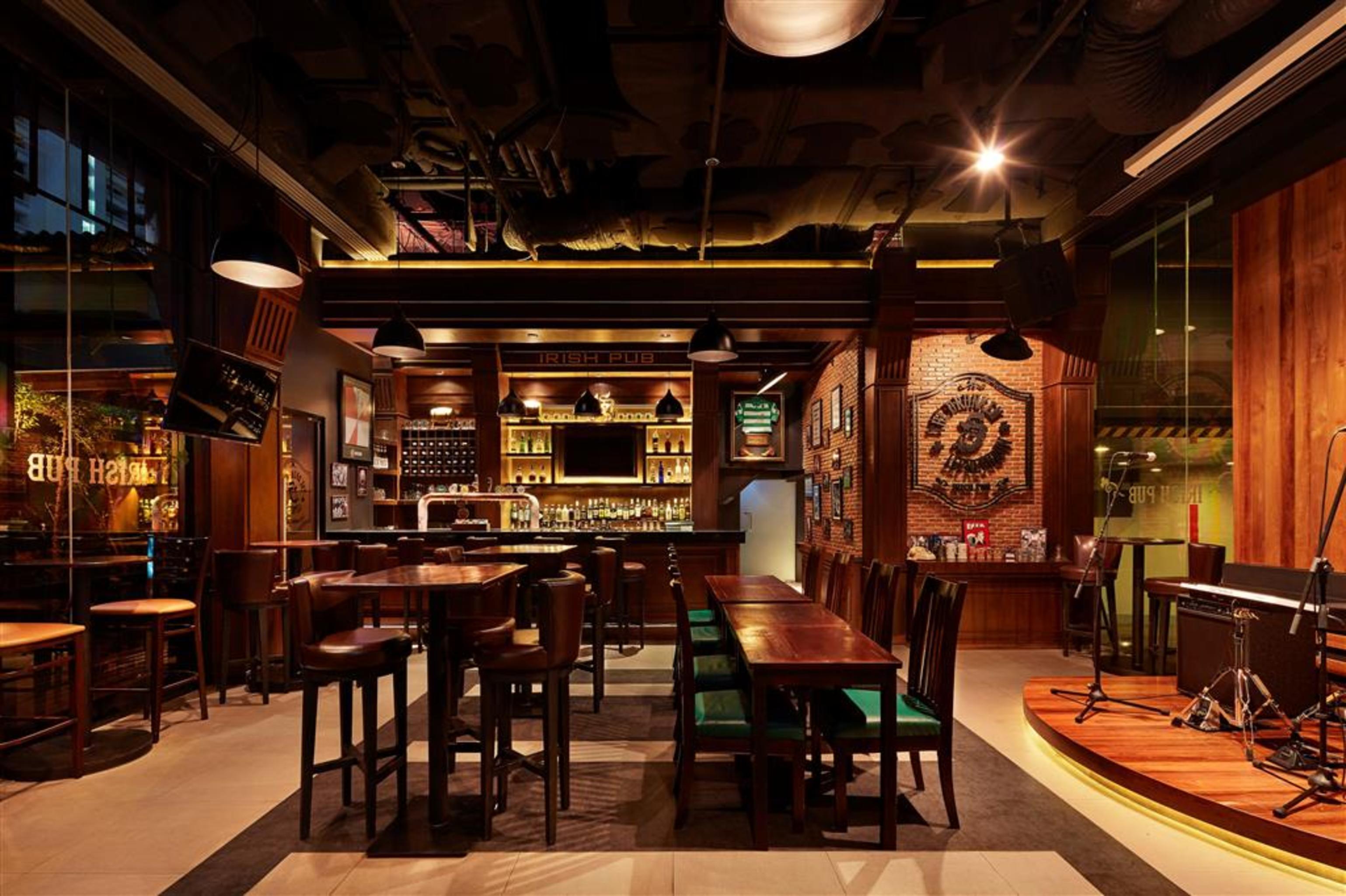 Four Points By Sheraton Bangkok, Sukhumvit 15 Екстериор снимка