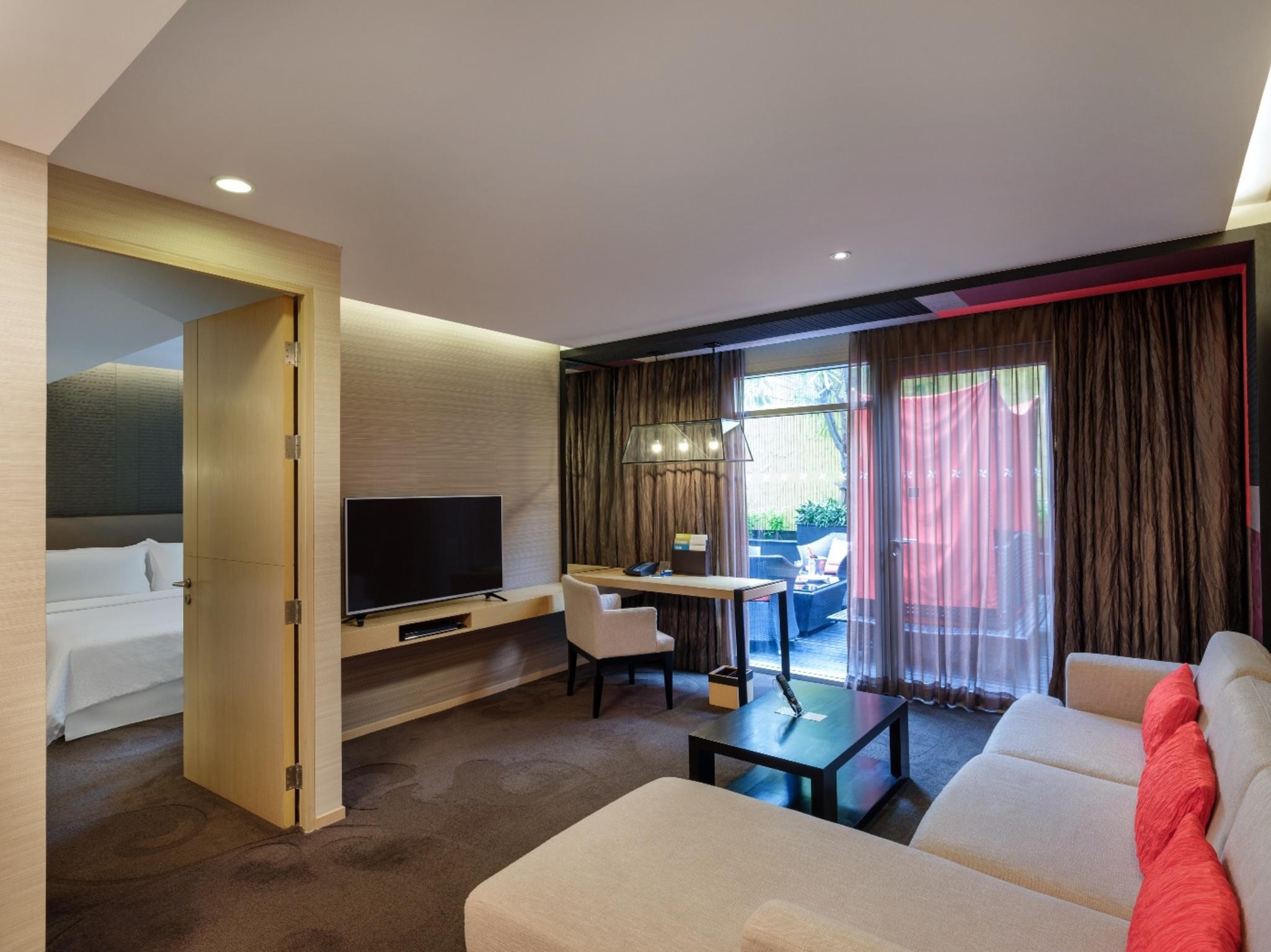 Four Points By Sheraton Bangkok, Sukhumvit 15 Екстериор снимка