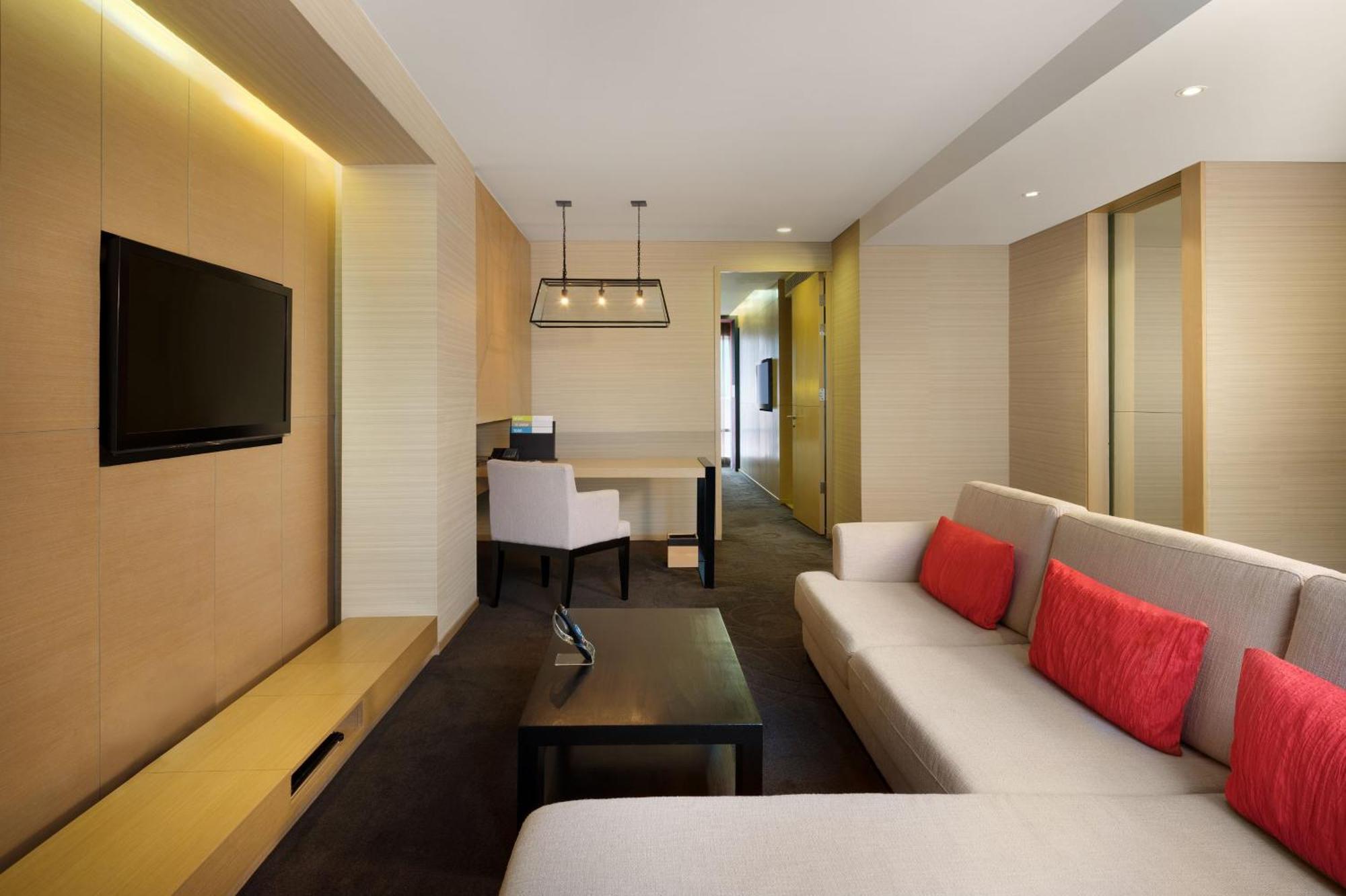 Four Points By Sheraton Bangkok, Sukhumvit 15 Екстериор снимка