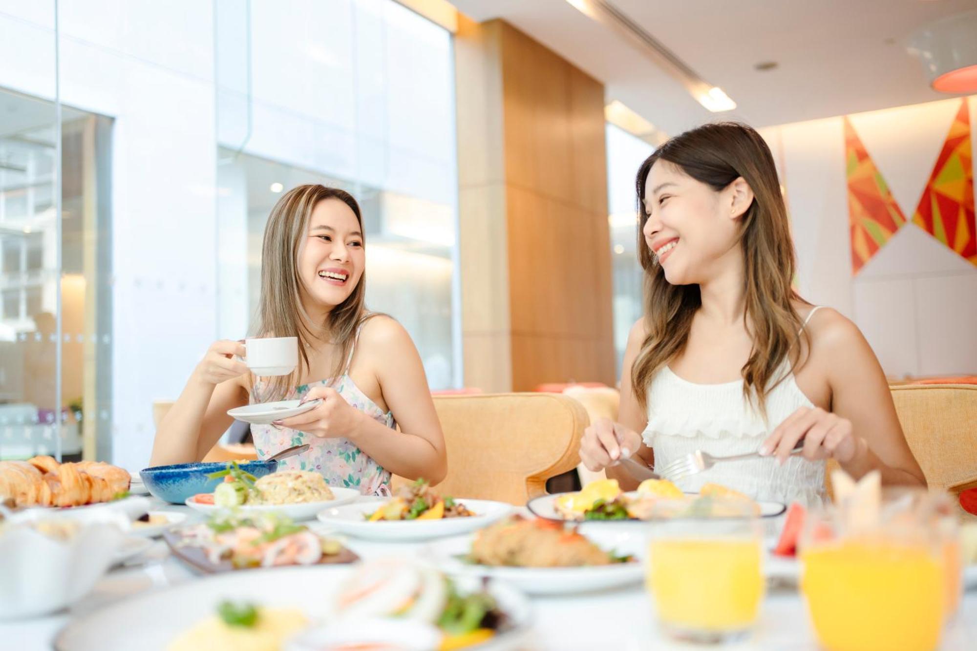 Four Points By Sheraton Bangkok, Sukhumvit 15 Екстериор снимка